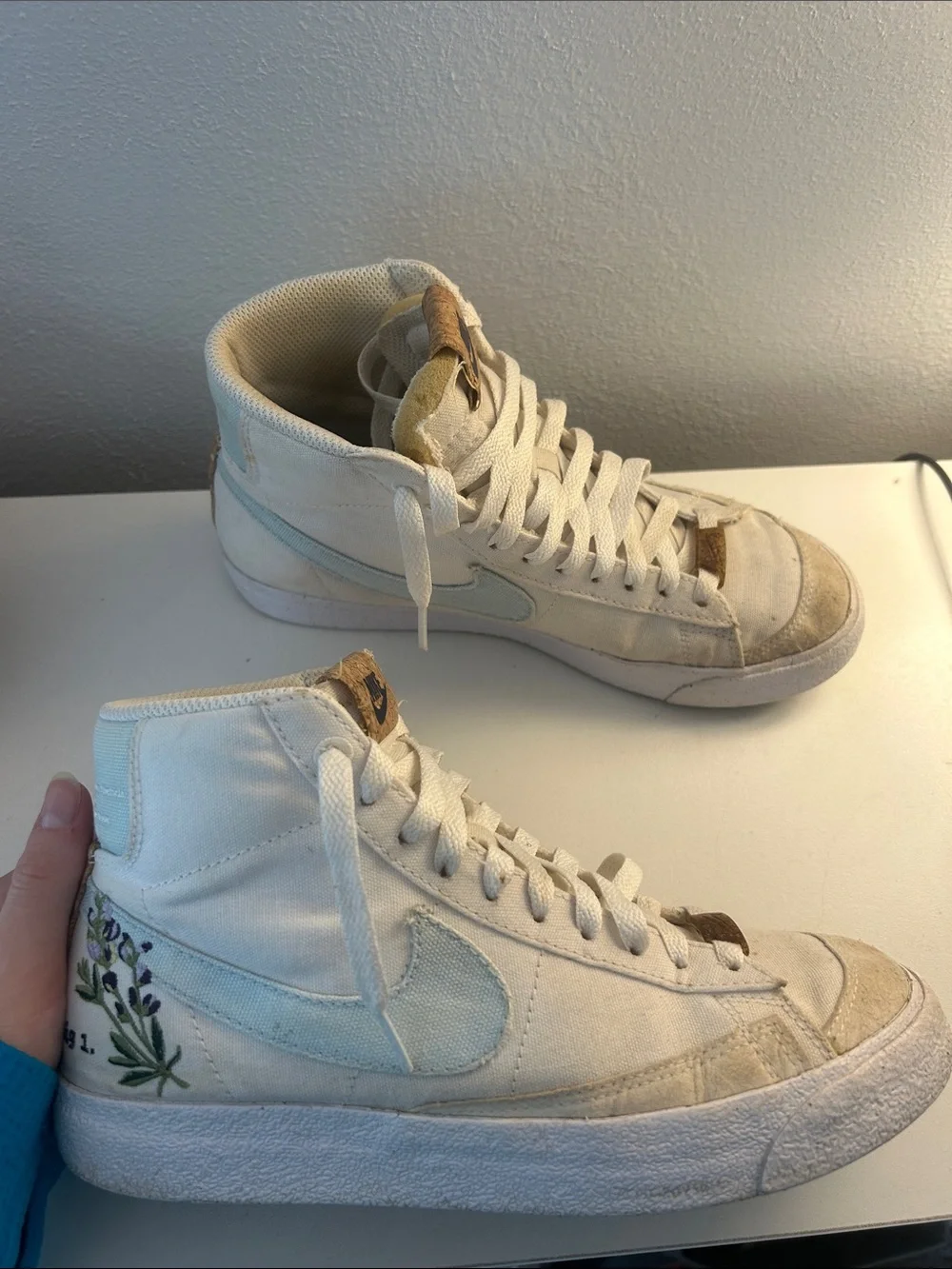 Nike High-Top Indigo Women’s Size 7 Blazers